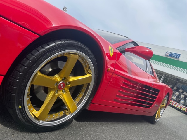 フェラーリ　テスタロッサ