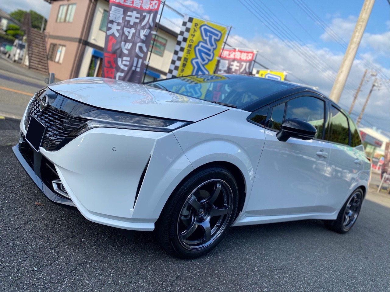 日産オーラをドレスアップ！？