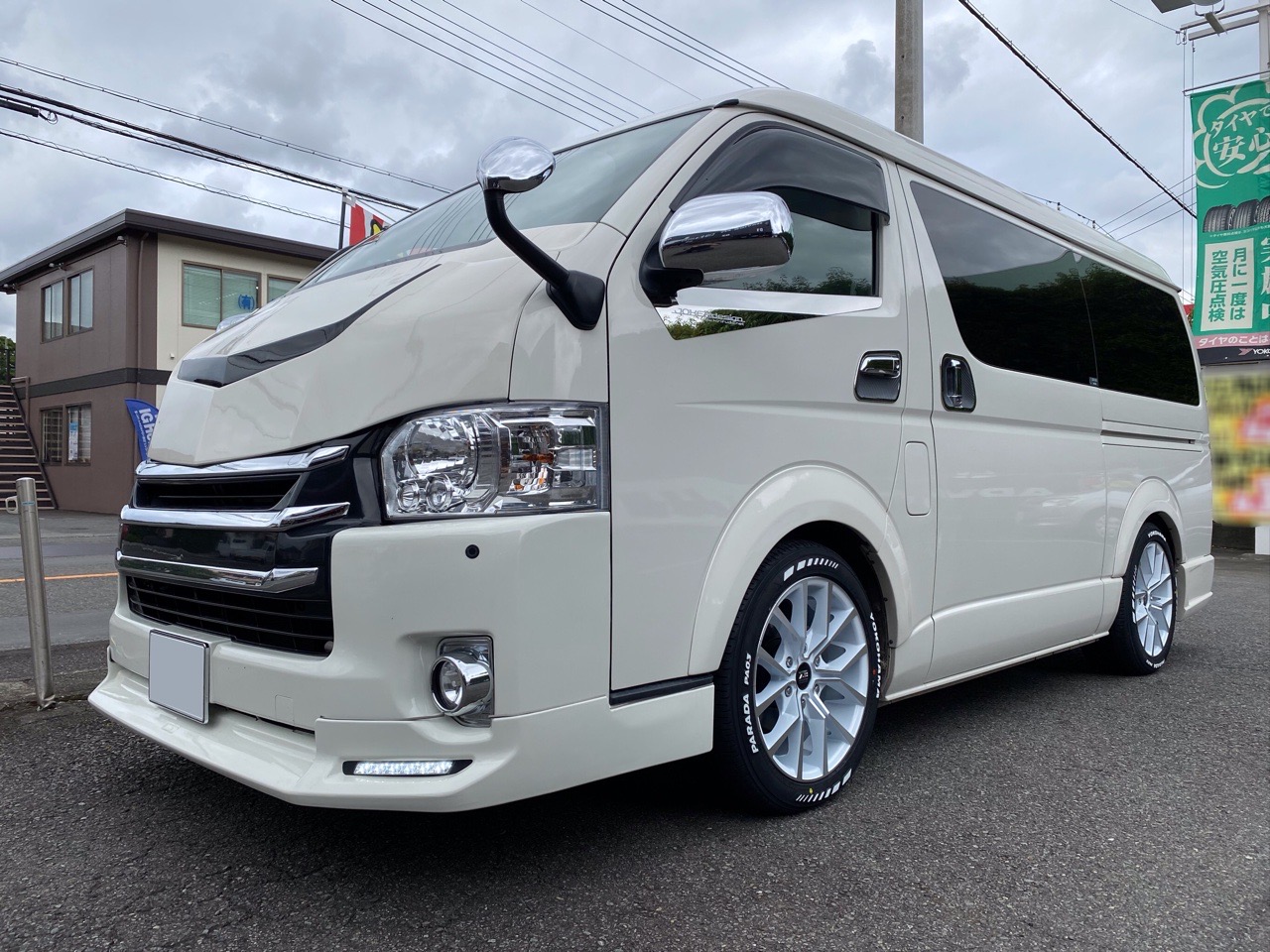 お仕事車もかっこよく(￣&forall;￣)b☆