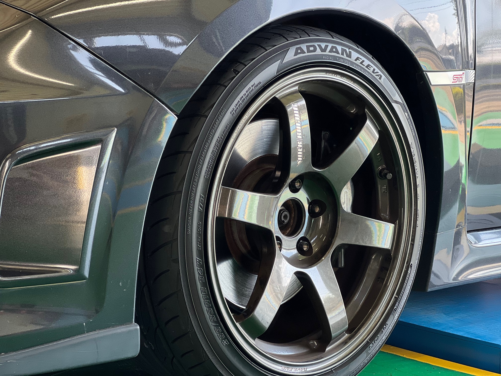 ADVAN　FLEVA　ｘ　TE37