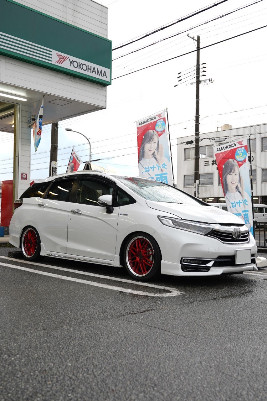 シャトル&times;WORK