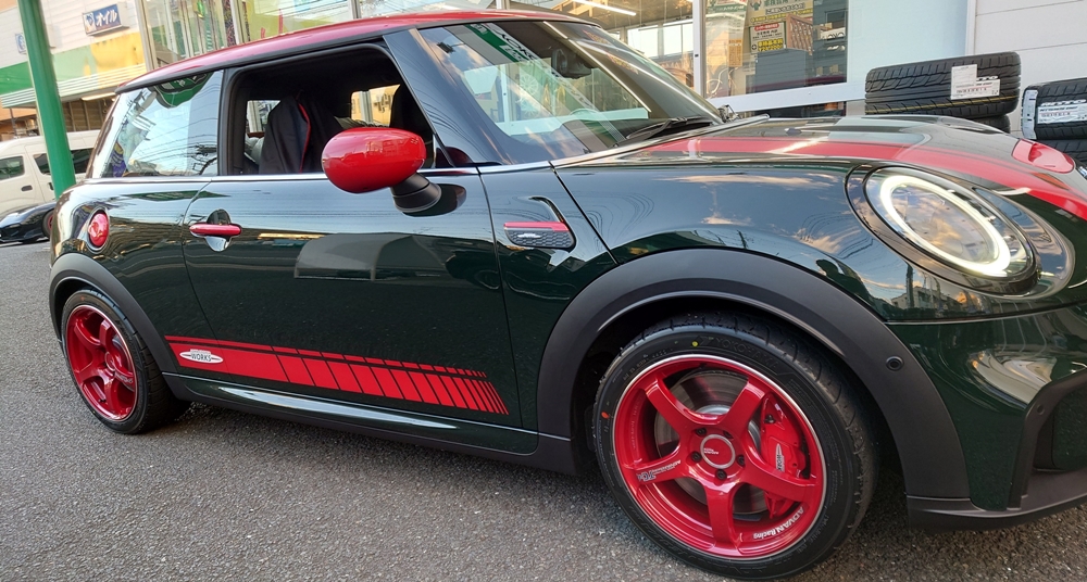 ミニ ジョンクーパーワークス(JCW)へTC-4のホイールセット取付！