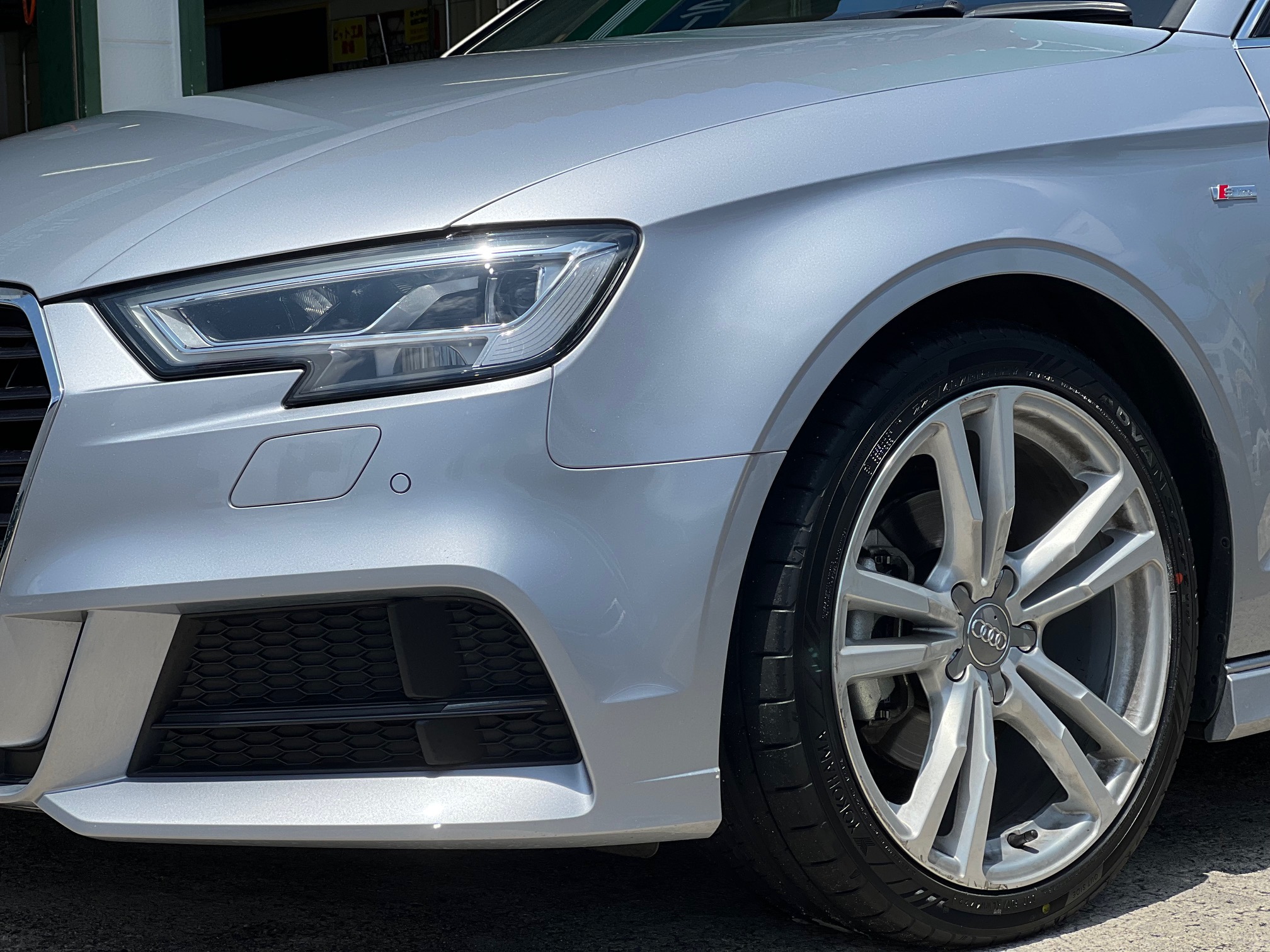 YOKOHAMA　ADVAN　SPORT V107  x AUDI  
