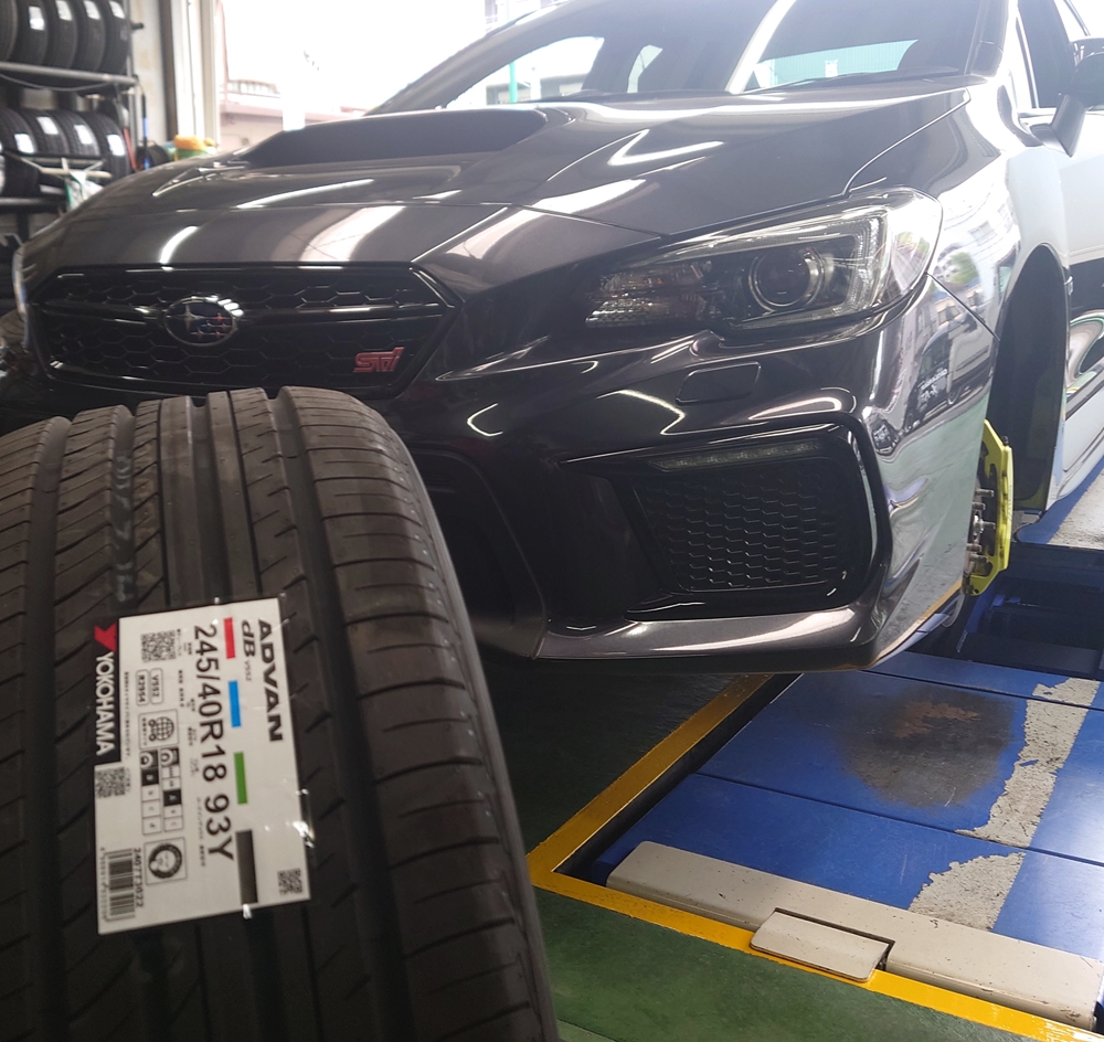 WRX STIにアドバンdB！