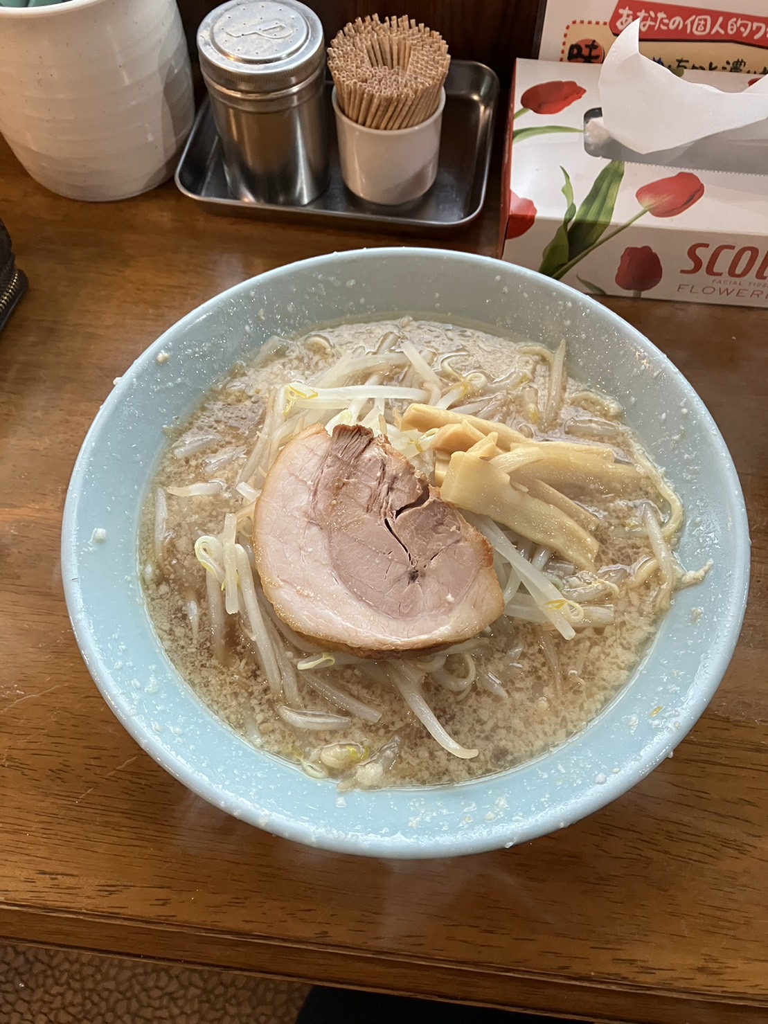 向かいのラーメン屋さん　めんりゅう