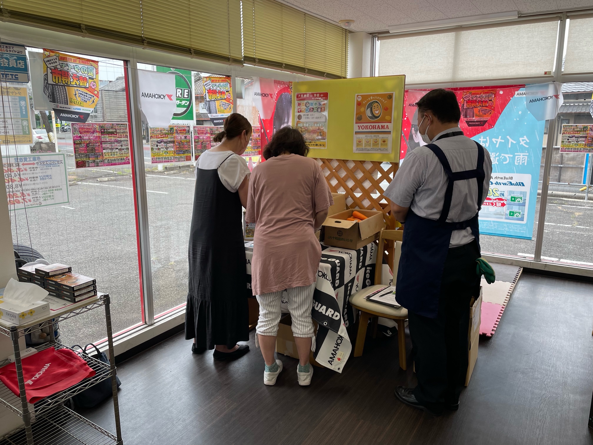 10円で野菜詰め放題に参加いただきました。
