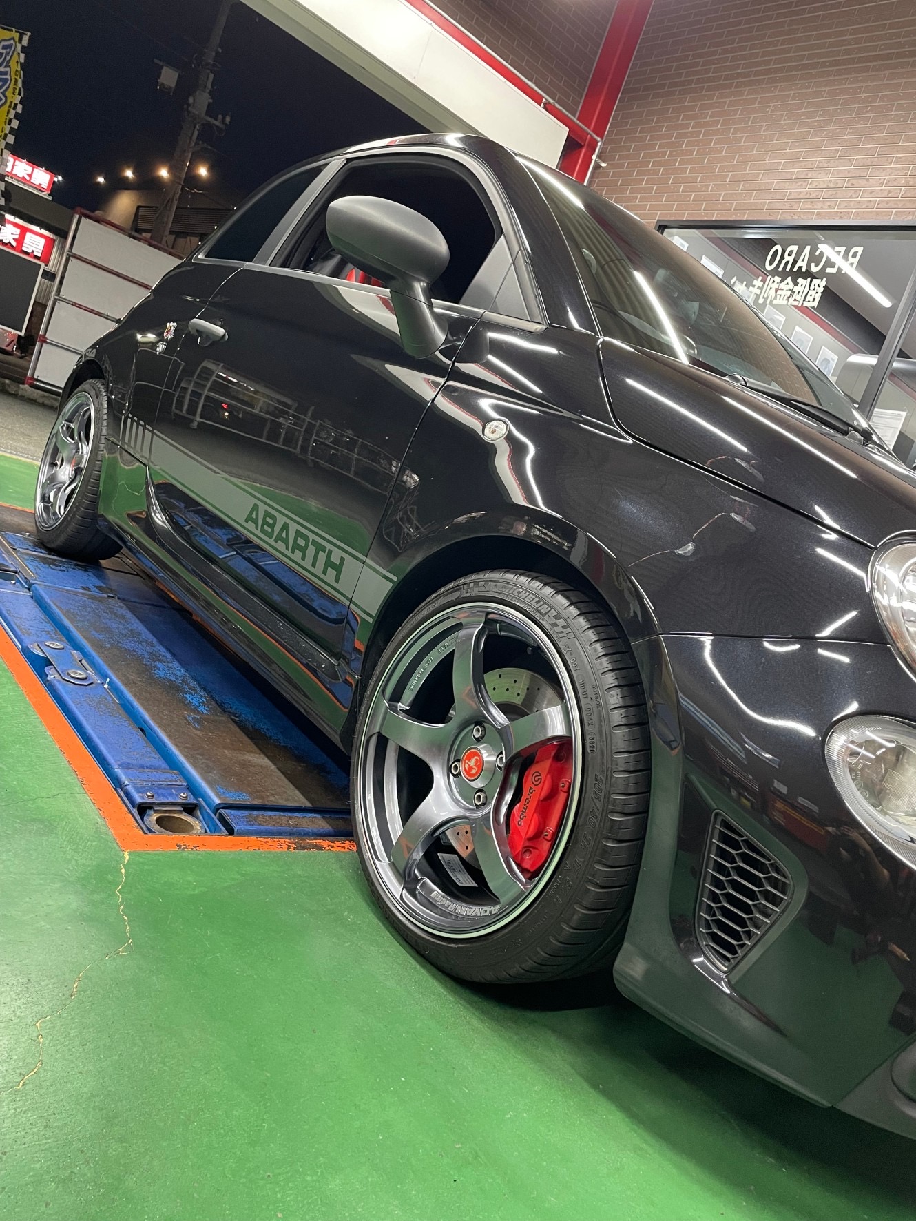 アバルトx  ADVAN TC-4