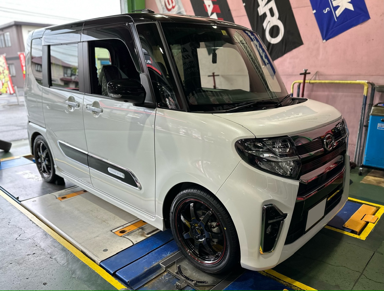 タントのホイールチェンジ(*&acute;&omega;｀*)！