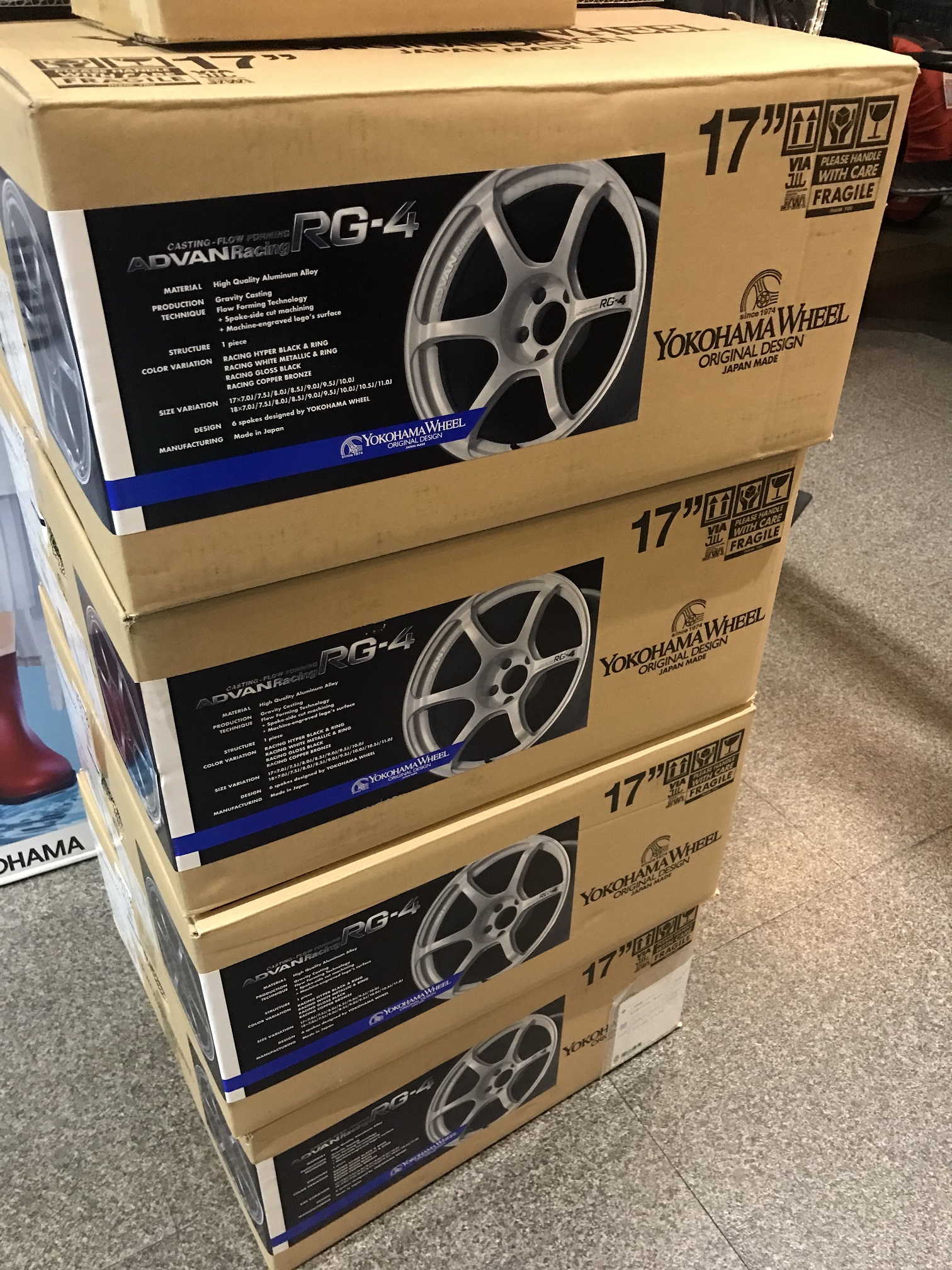 RG-4 17incの入荷ですっ♪