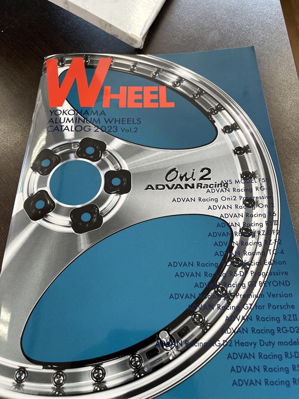 新しいADVANホイールのカタログが届きました！