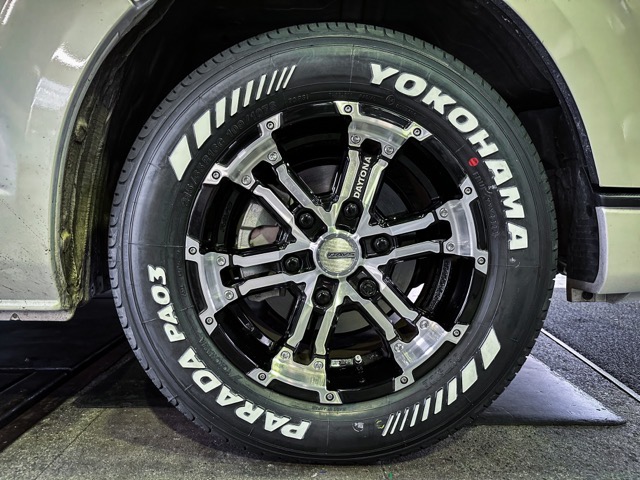 ハイエースにPA03 215/65R16C装着！