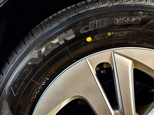 プリウスにADVAN ｄB V552を装着！