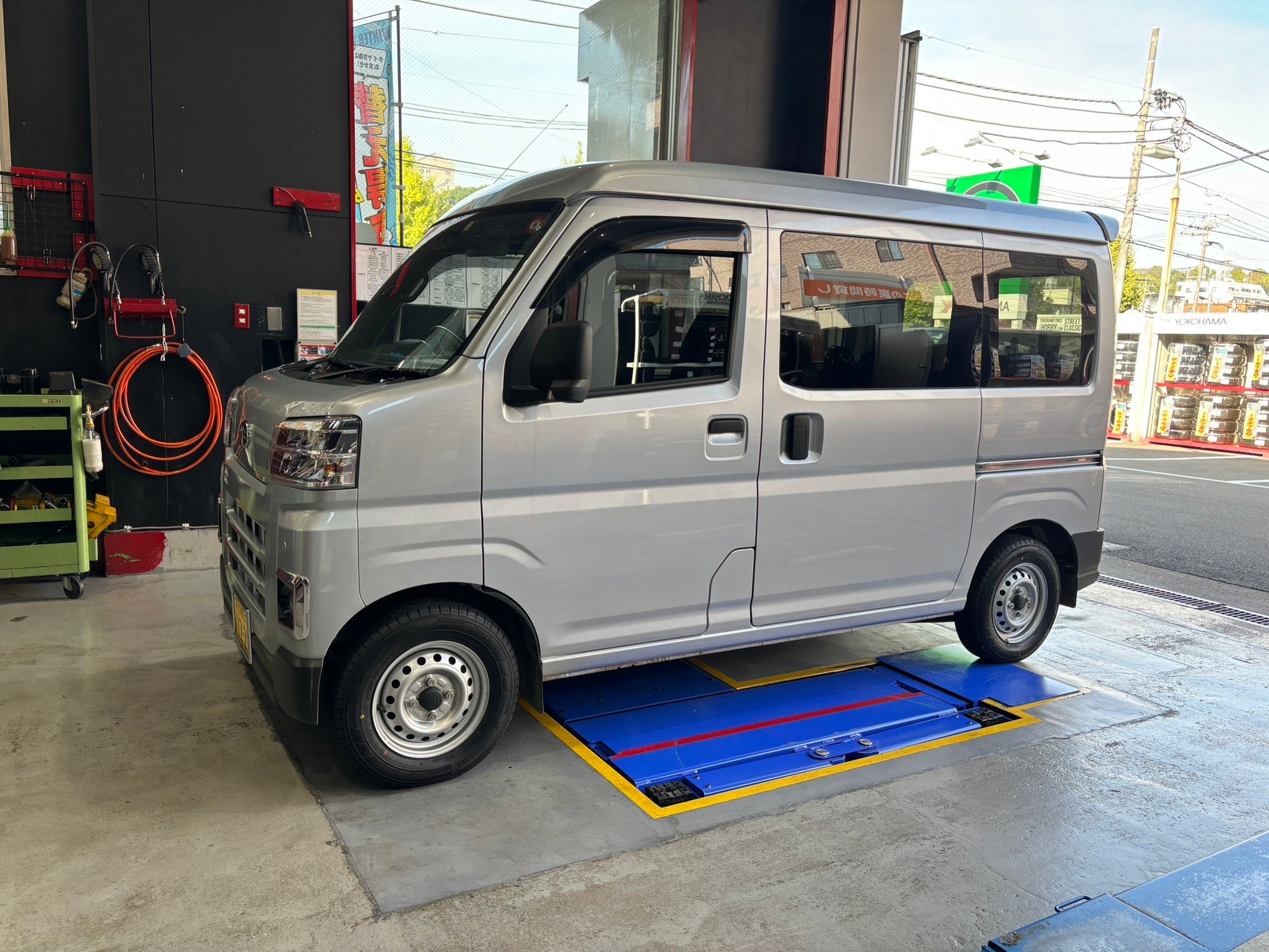 軽VANなど商用車もお任せくださ～い♪