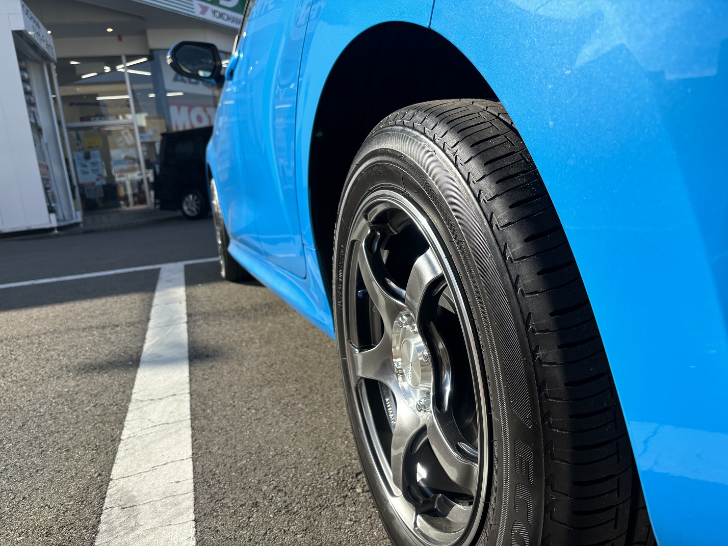【動画】YARIS  x   ADVAN Racing TC-4SE