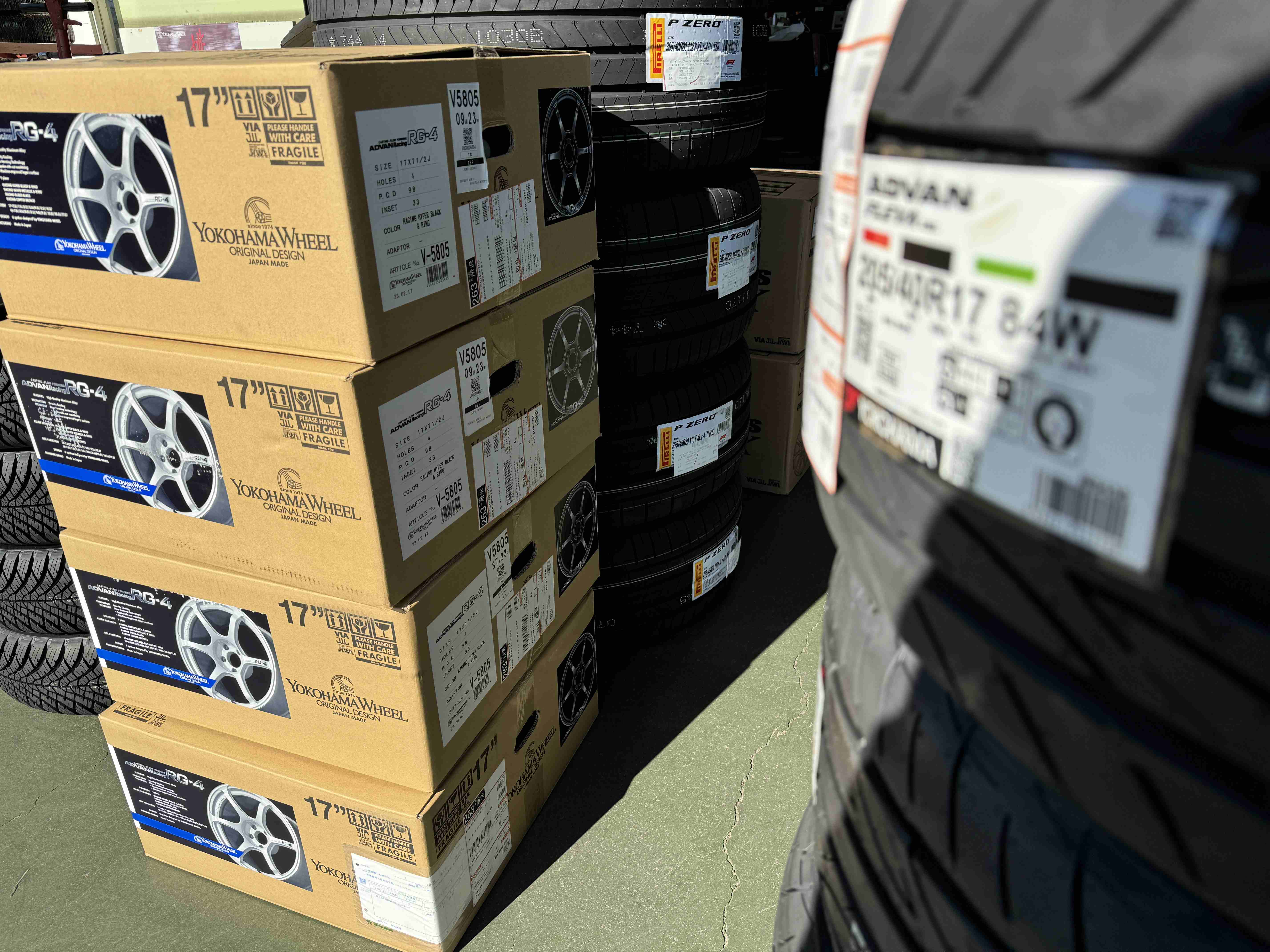 続々入荷中～♪