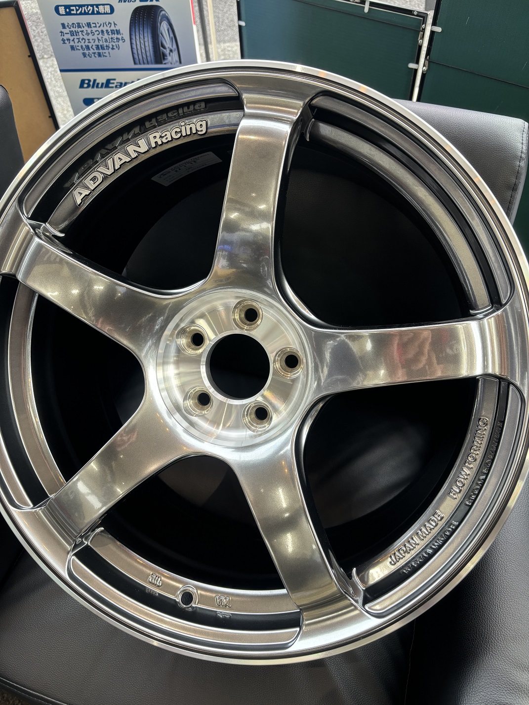 18incのTC-4SEが入荷で～す♪