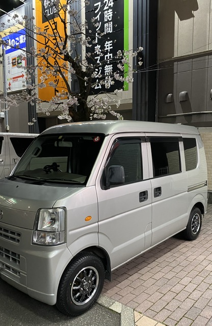 マツダスクラムホイール取り付け