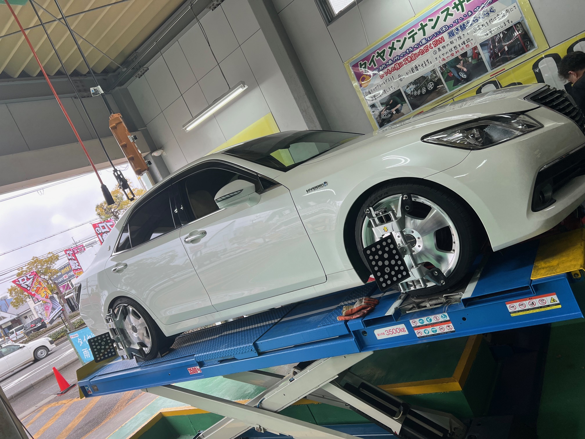 ジムニー　＆　クラウン　のアライメント調整