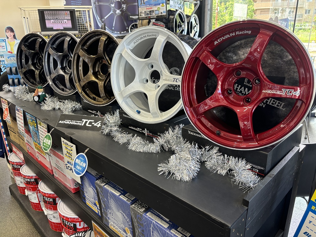 【YOKOHAMA WHEEL】大量展示～♪