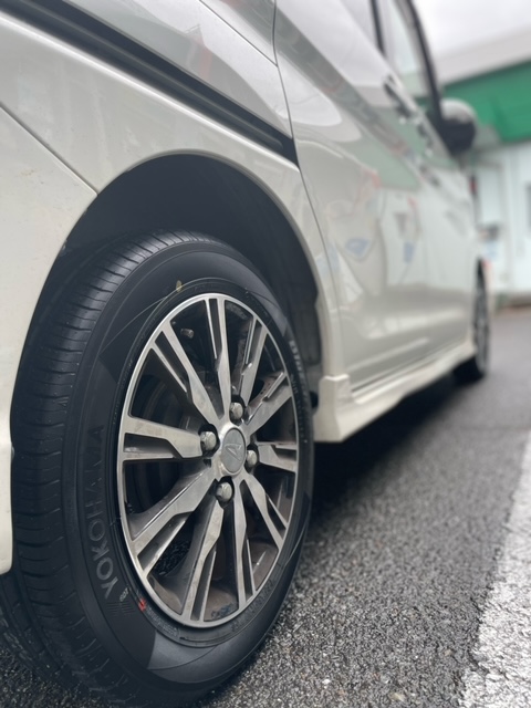ブルーアースES32　タント！
