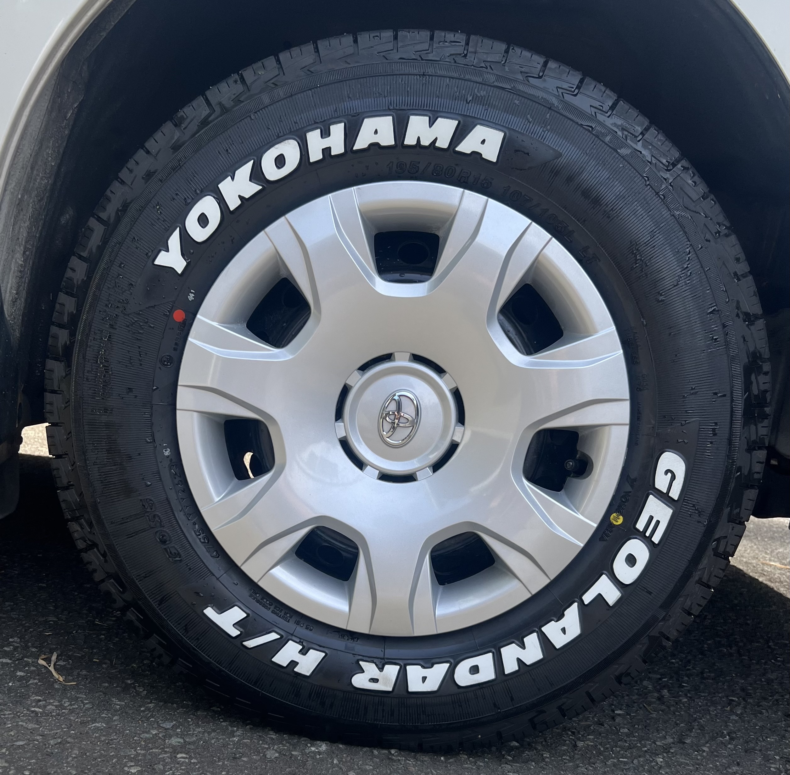 ハイエースにG056付けました