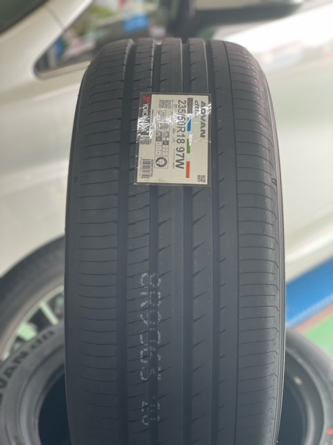 ADVANｄB V552ｘヴェルファイア