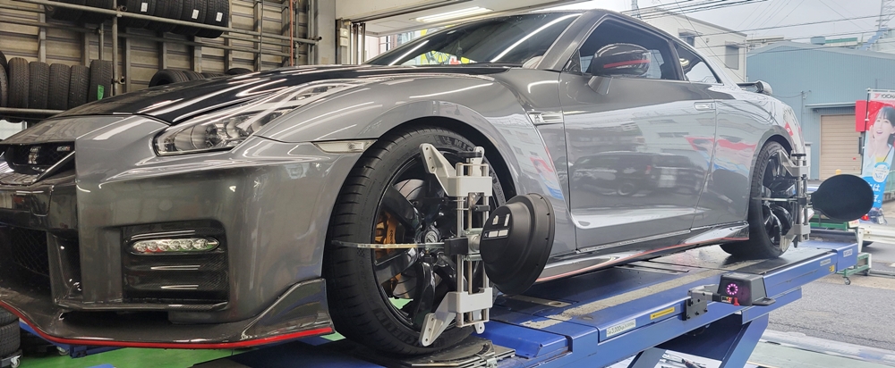 GT-R(R35) のアライメント！