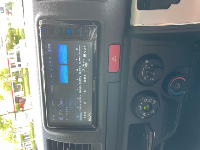 ナビゲーション取付　ハイエース！！