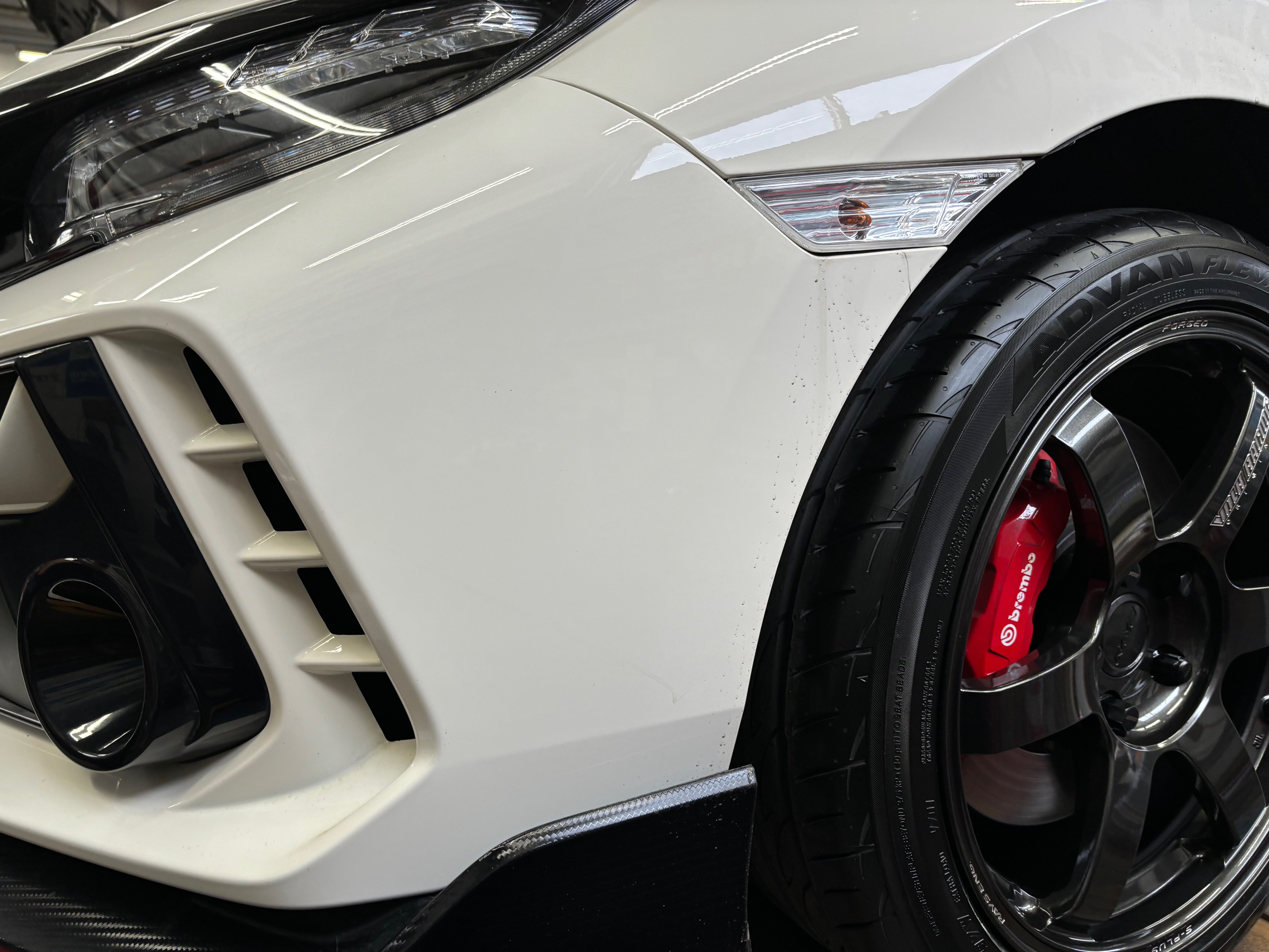 ホンダ・シビックにアドバン FLEVAをご装着！