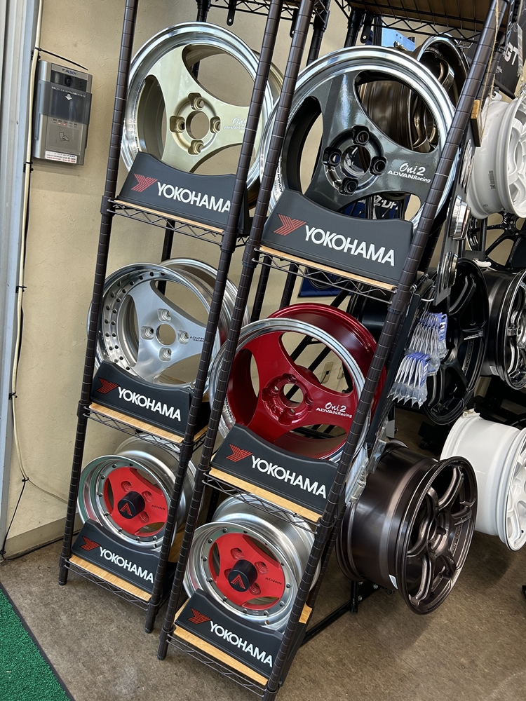 当店は歴代の ADVAN 3本スポーク 展示しております！