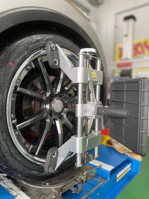 アライメント作業！！　C-HR