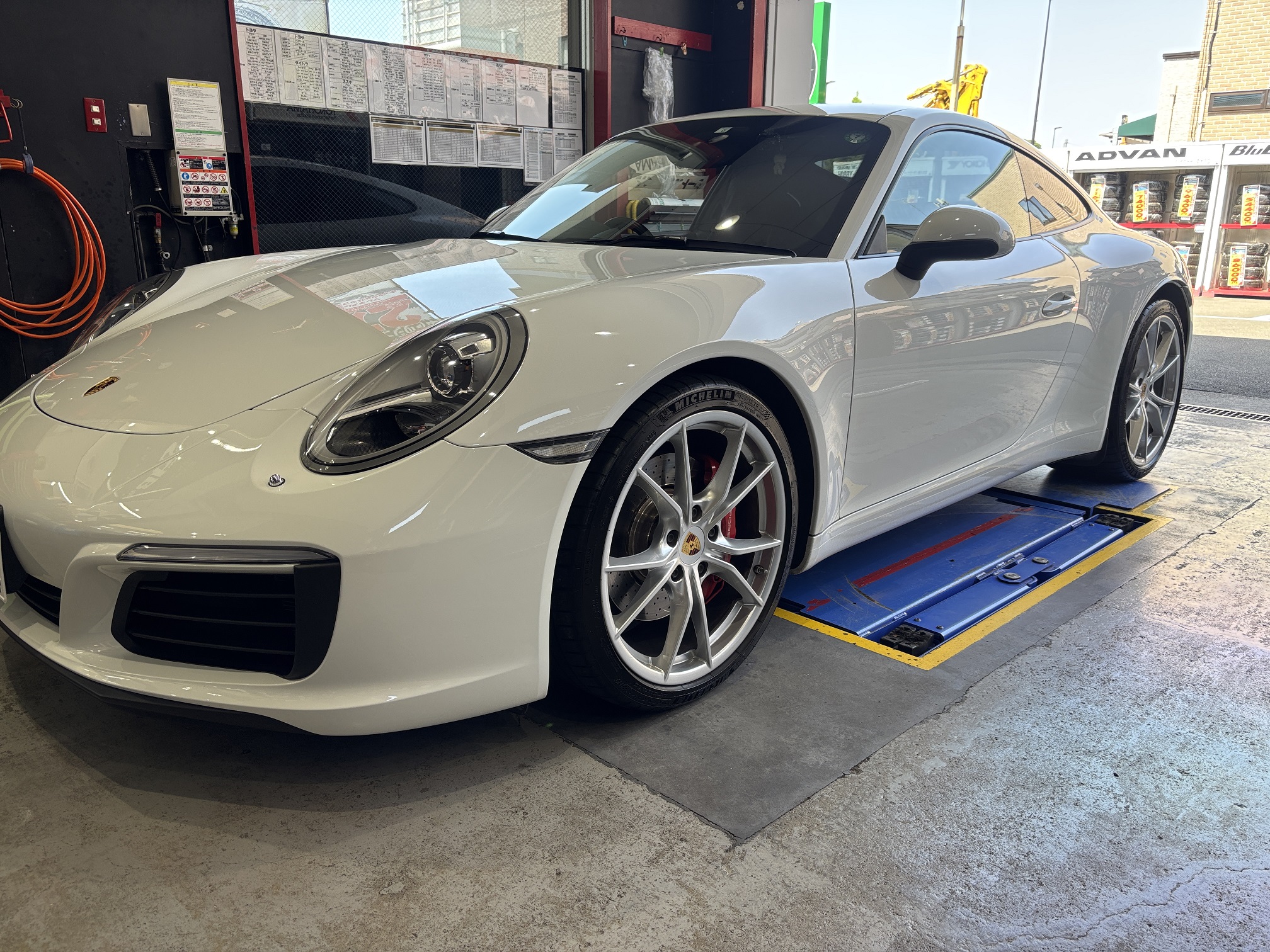 ポルシェ911 登場～♪
