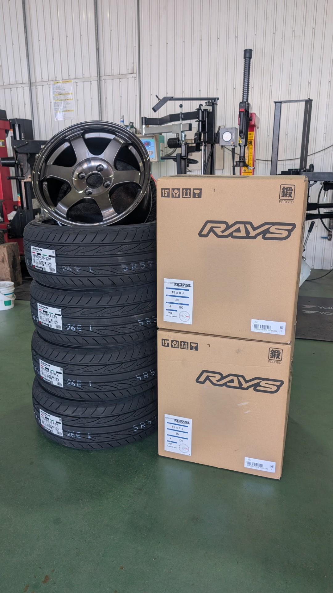 VOLK RACING TE37って