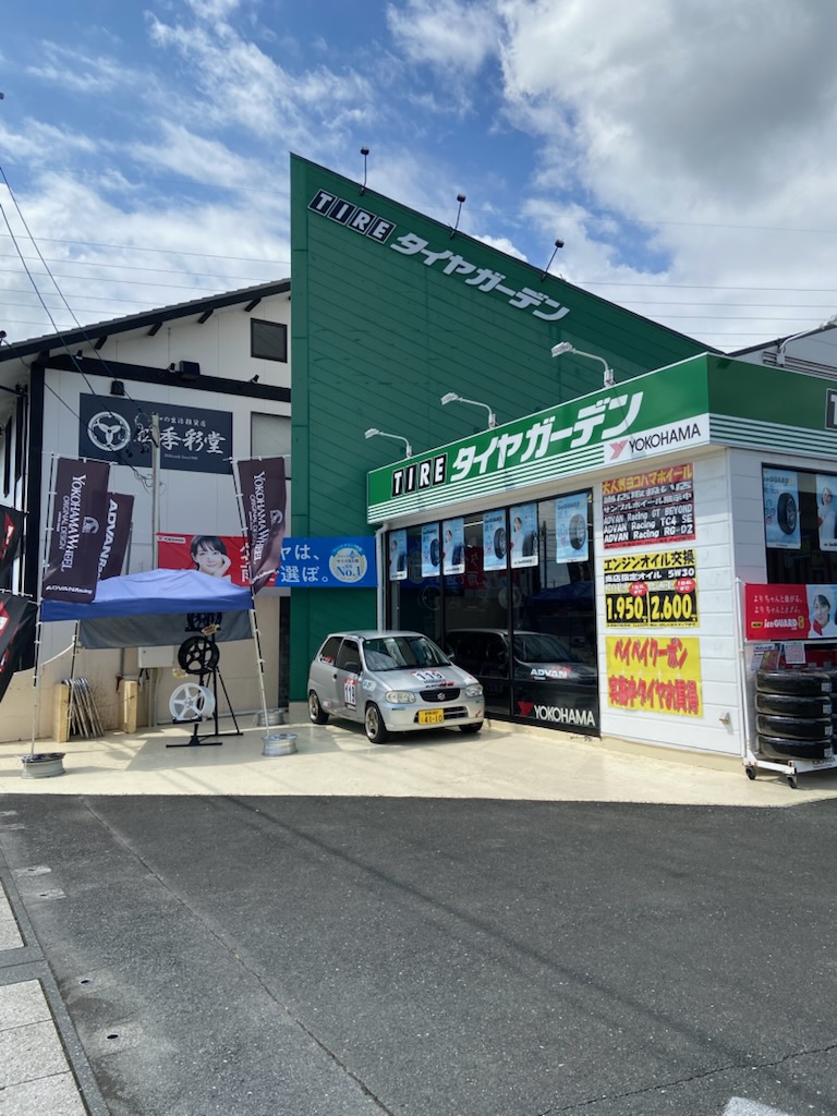アルミ展示やって〼