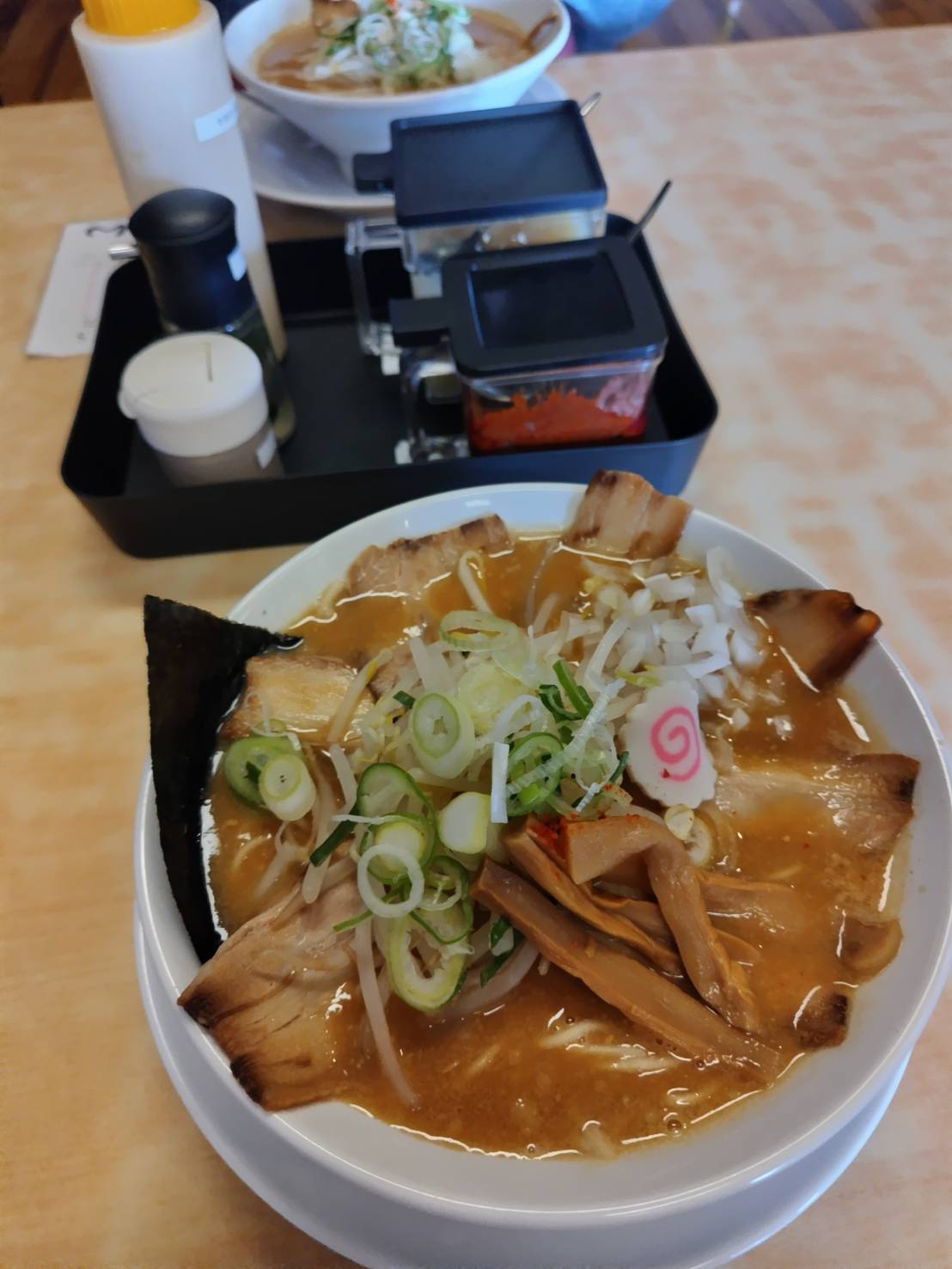 麺やたまらん