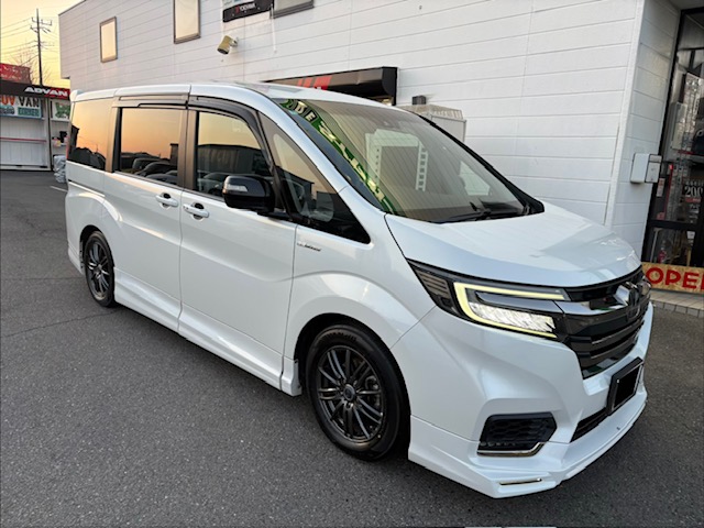ステップワゴン・ADVANｄB取付！