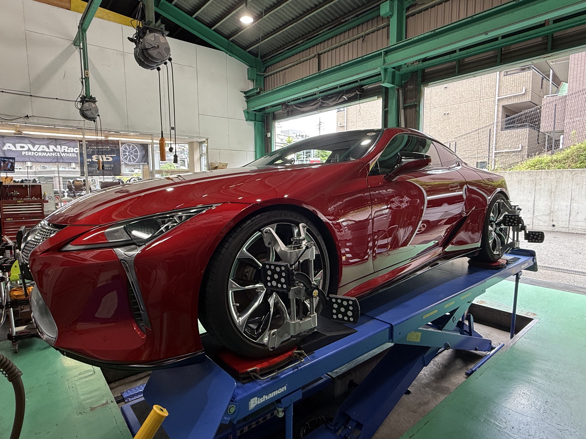 レクサス　LC  アライメント調整