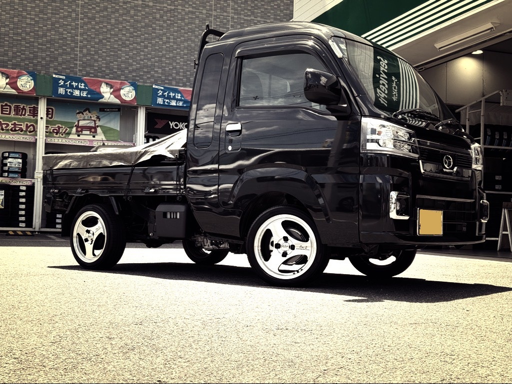 HIJET 　&times;　Oni 2