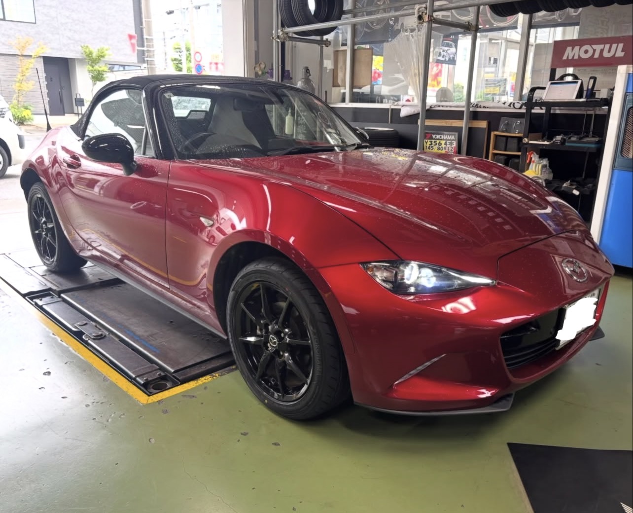 ロードスターにADVAN FLEVA V701！！