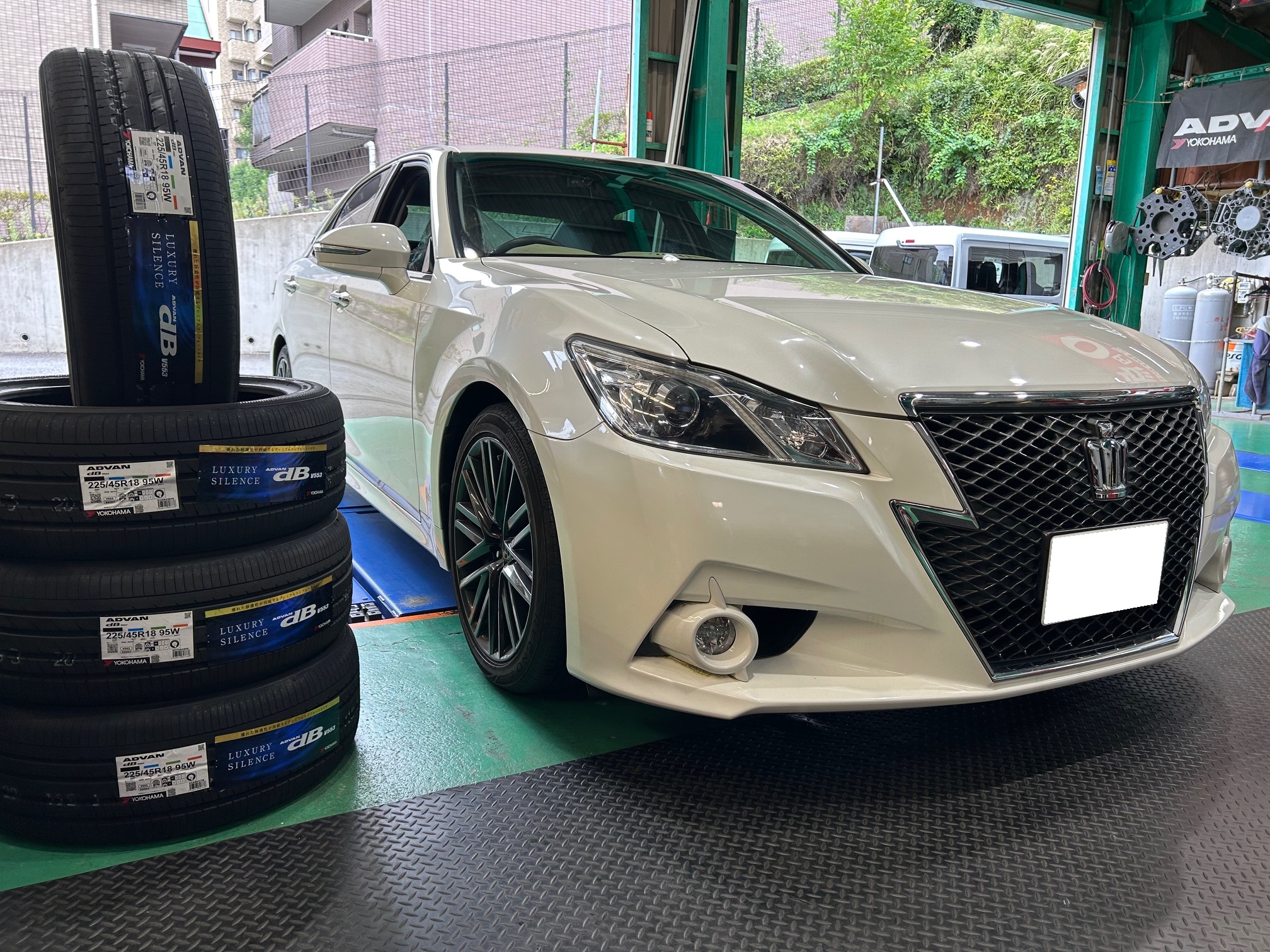 ADVANデシベルＶ553
