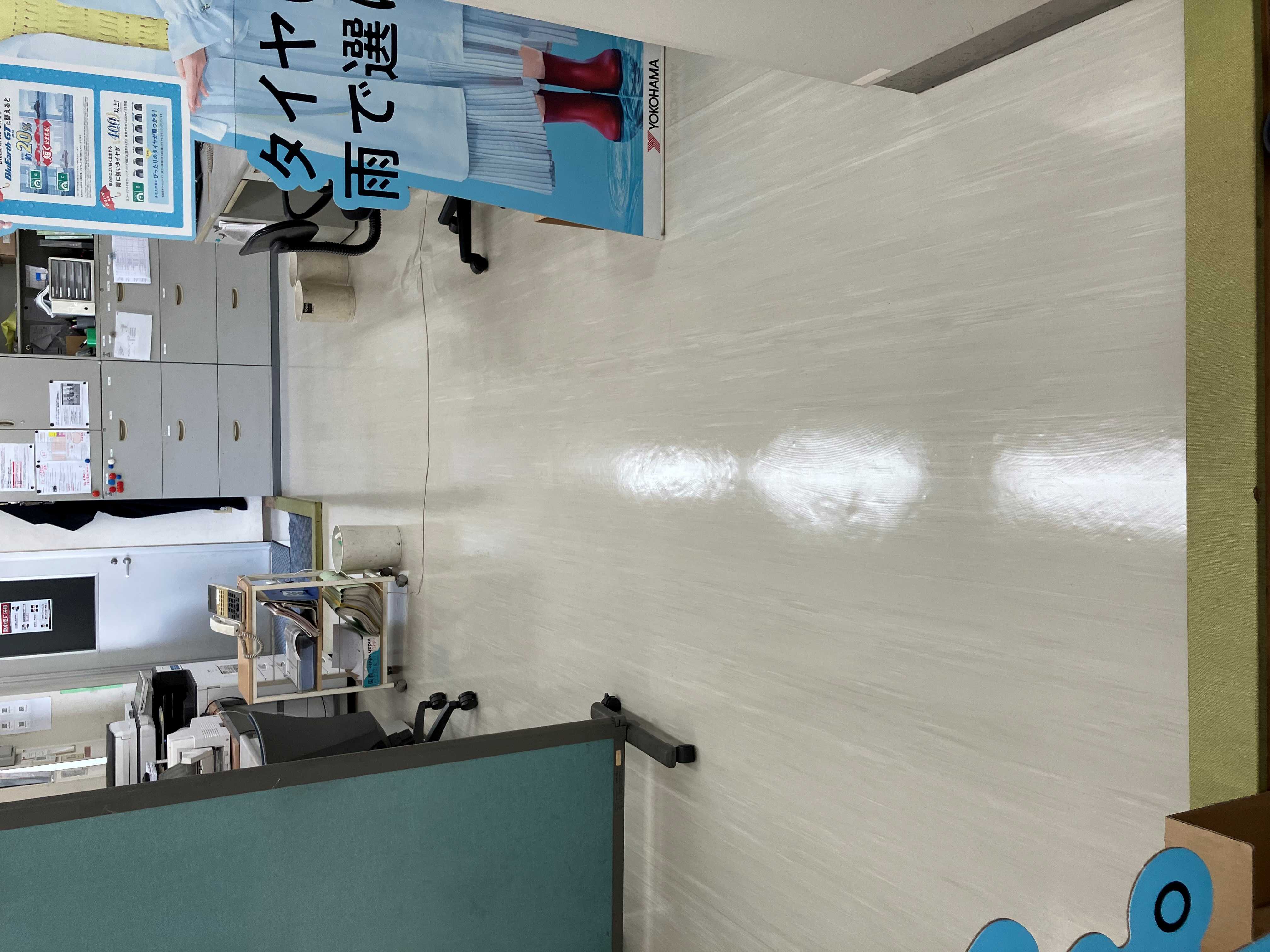 事務所内フロア