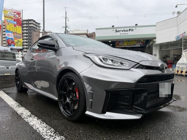 TOYOTA　GR YARIS