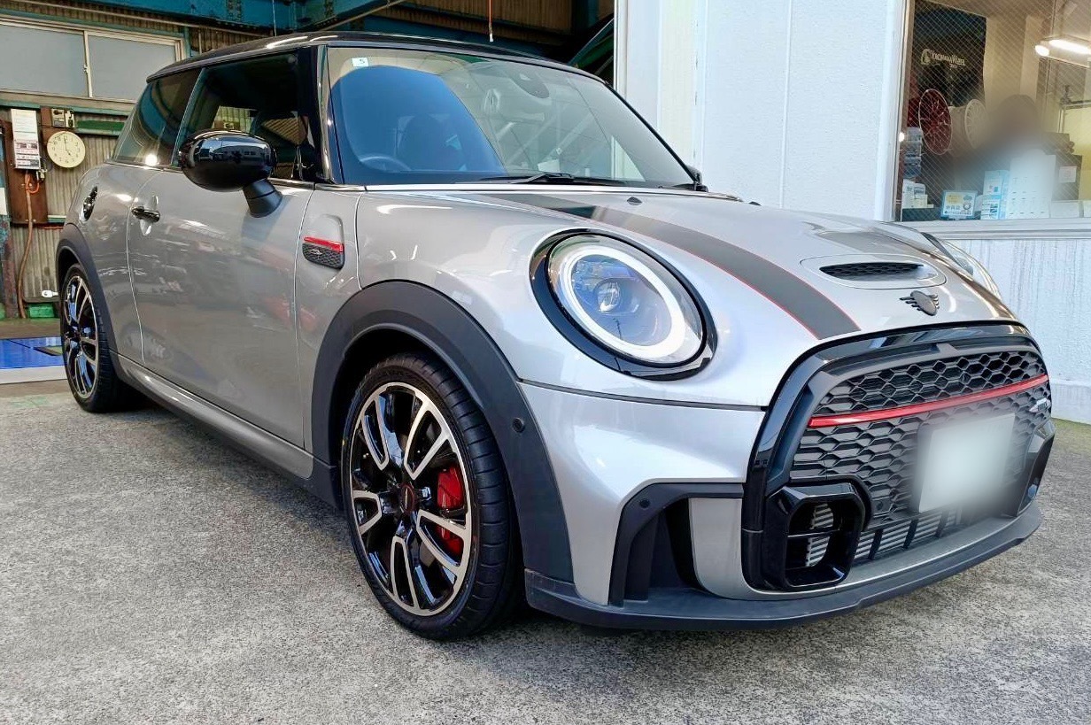 ADVAN Sport