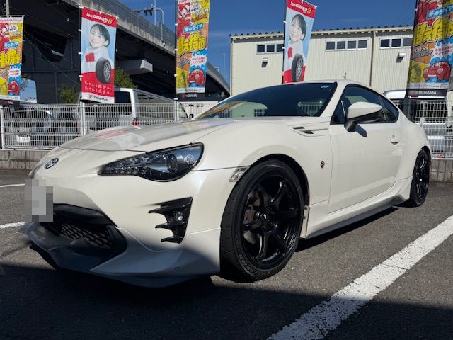 TOYOTA 86