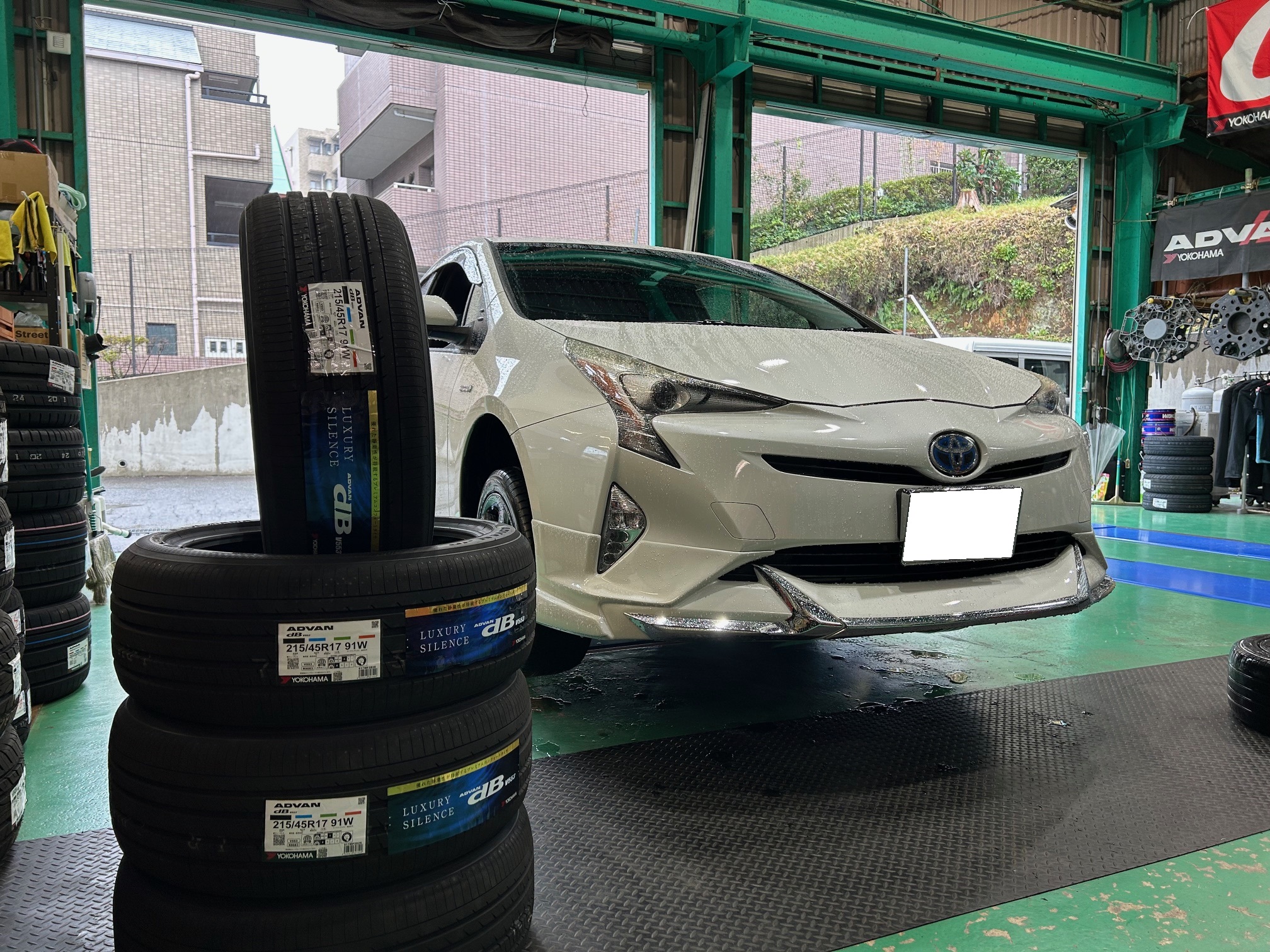 ADVANデシベルＶ553
