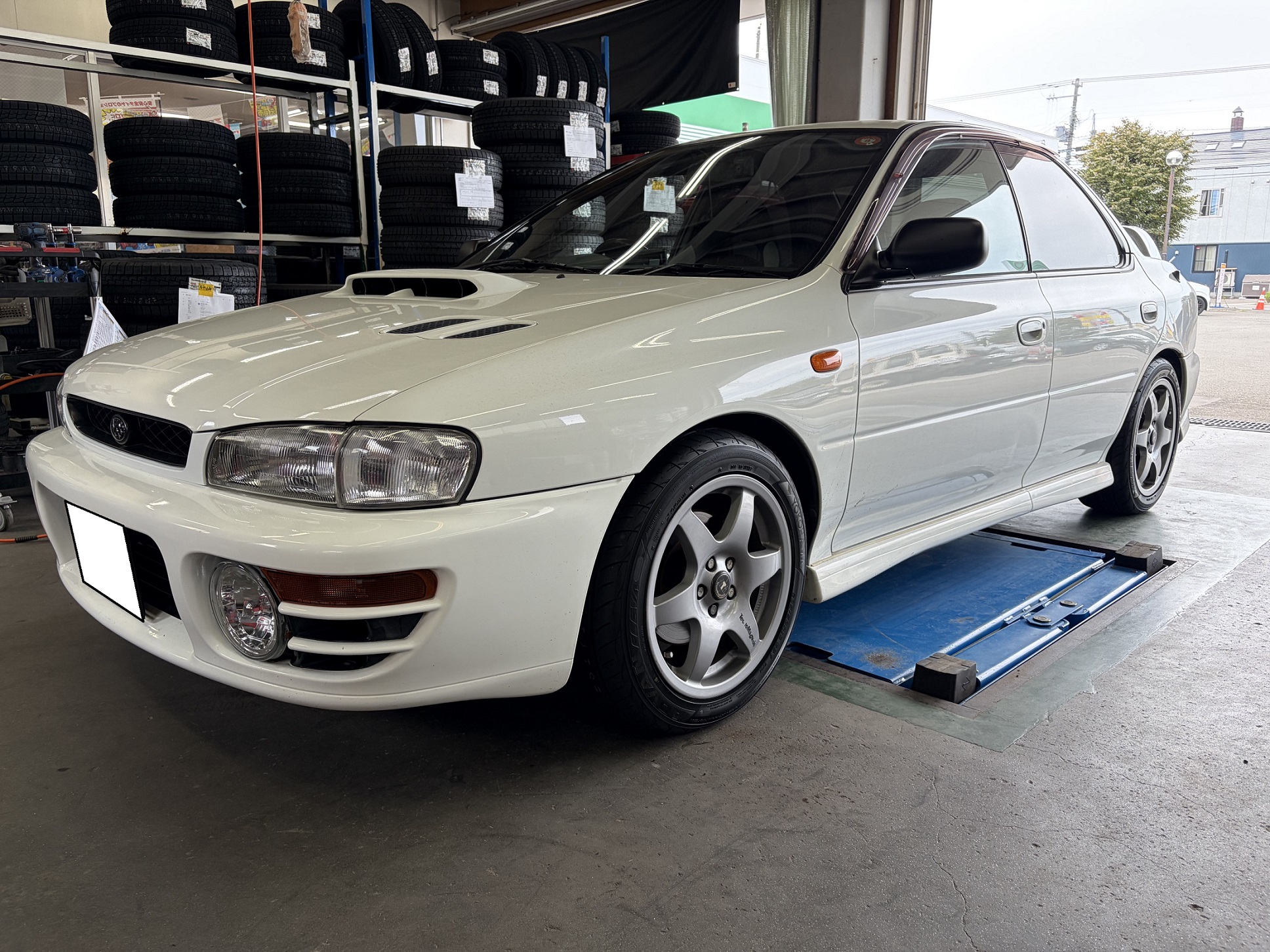 インプレッサWRXにアドバンフレバを取り付けました！！