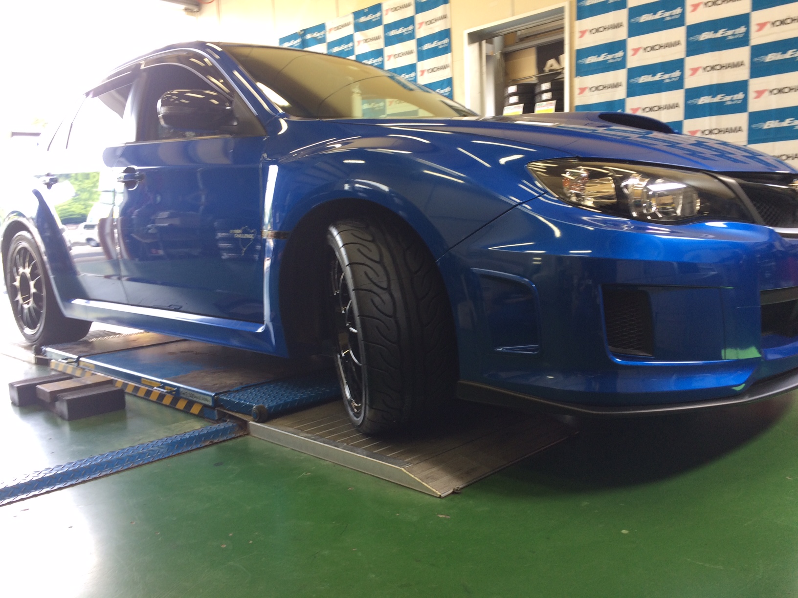 ADVAN NEOVA AD08R&times;インプレッサ