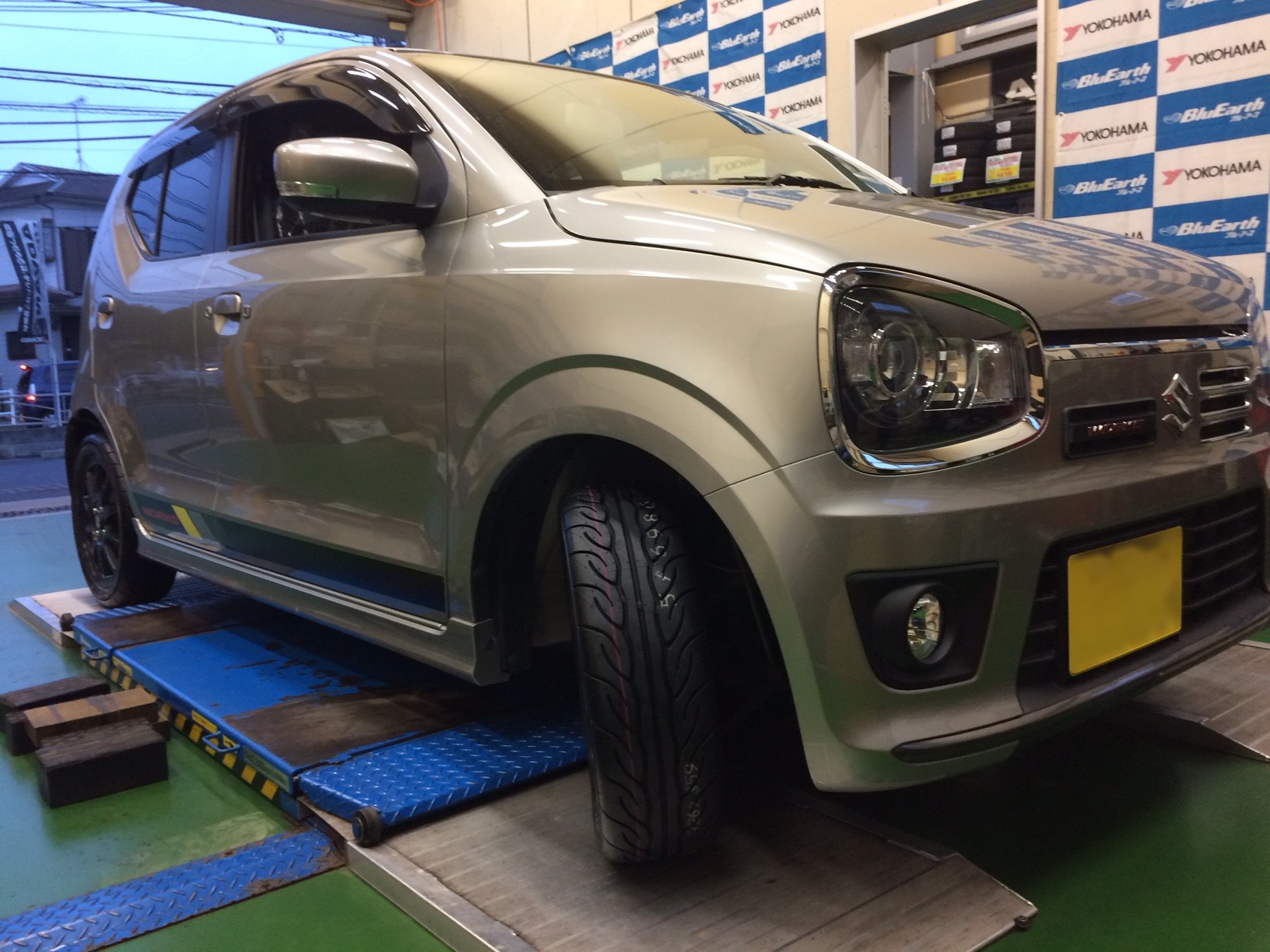 ADVAN NEOVA AD08R&times;アルトワークス
