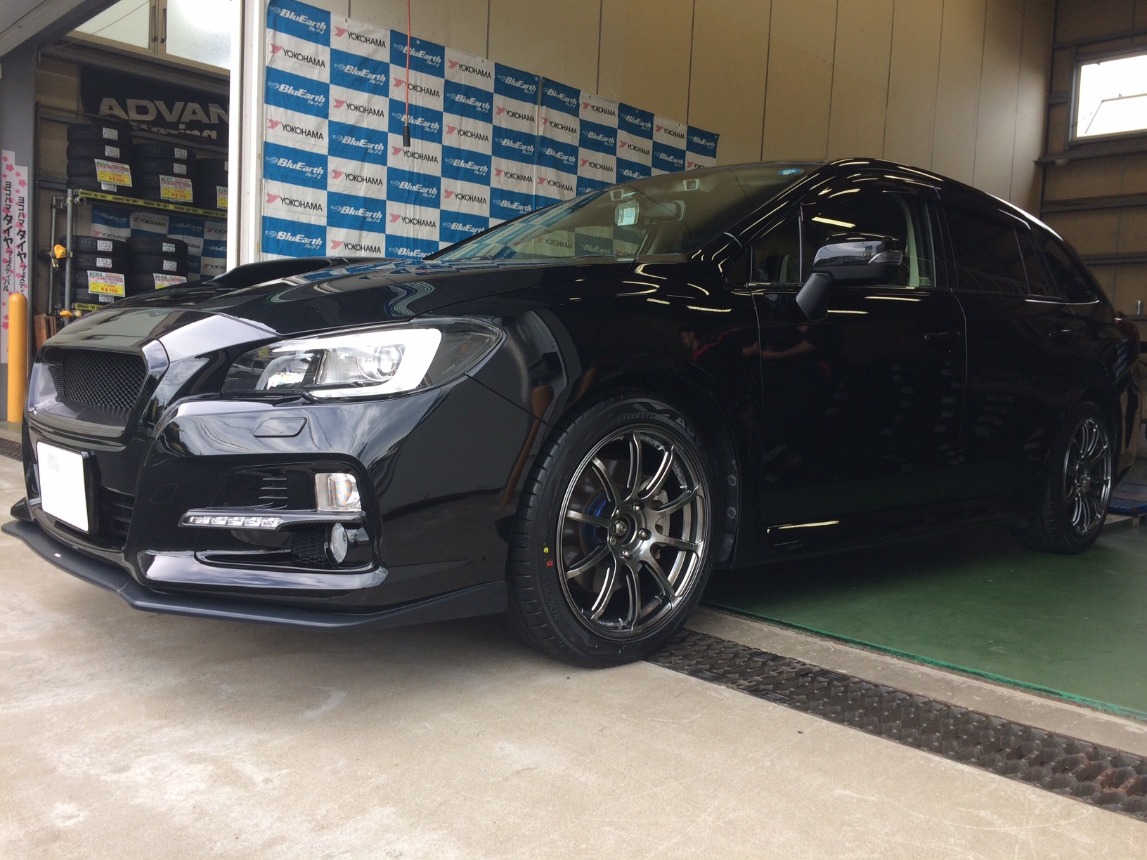 ADVAN RSⅡ&times;レヴォーグ