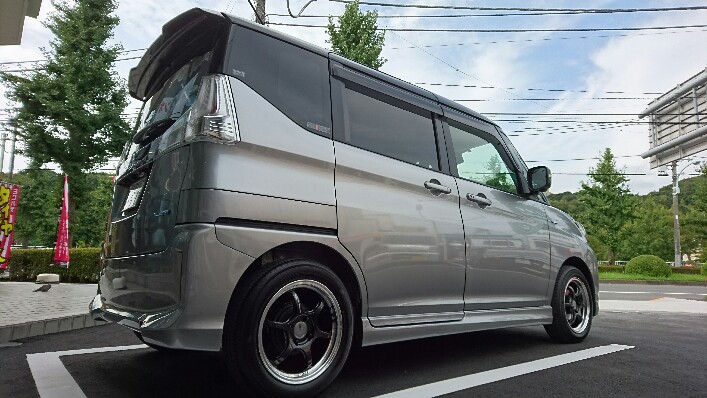ADVAN Racing RG-D2 装着です。